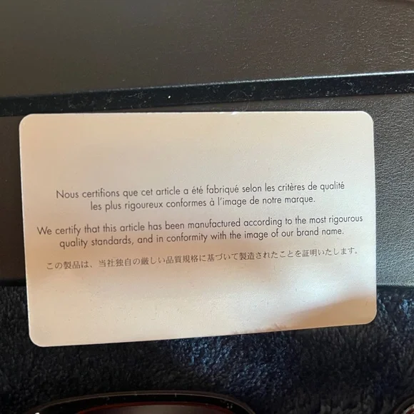 Dior Tortoiseshell Sunglasses with gold detail - Picture 5 of 8